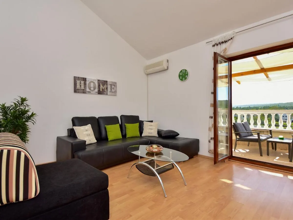Cozy Holiday Home In Krusevo With Garden 0*, Krusevo (Zadar)